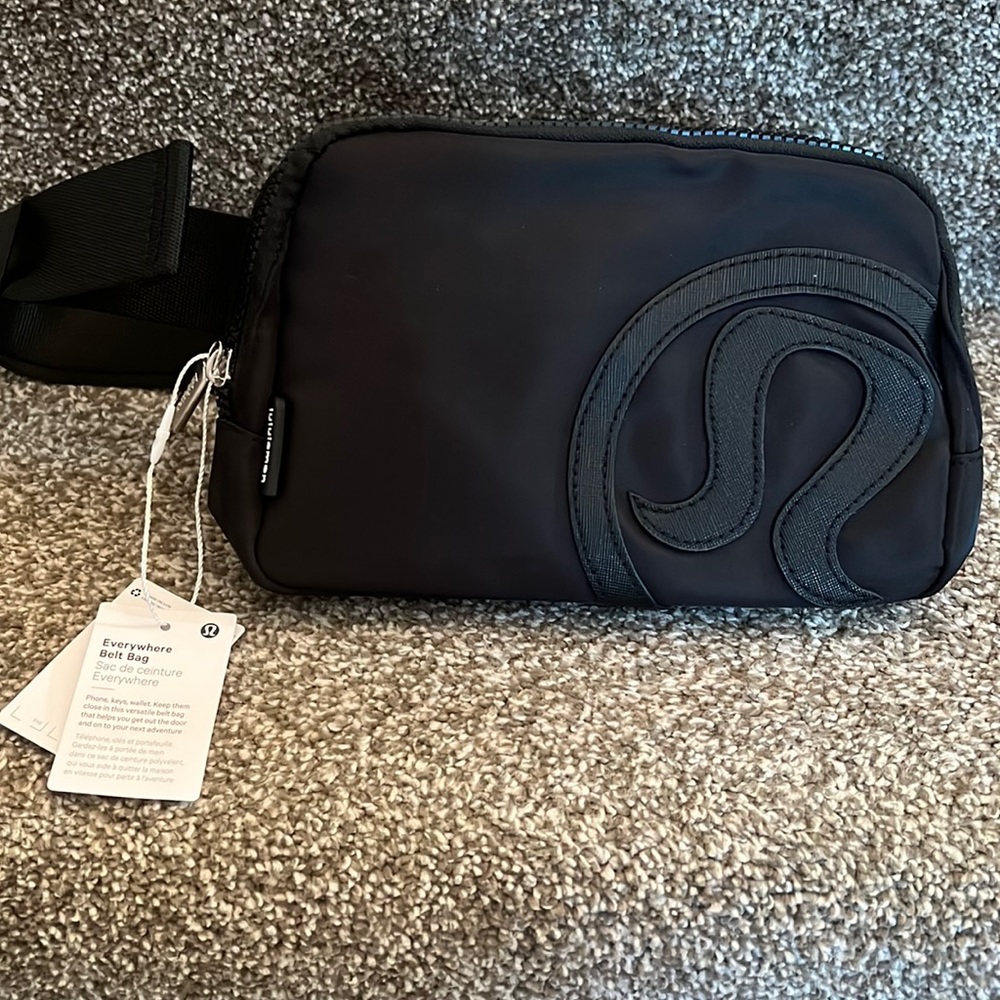 Everywhere belt bag brand new